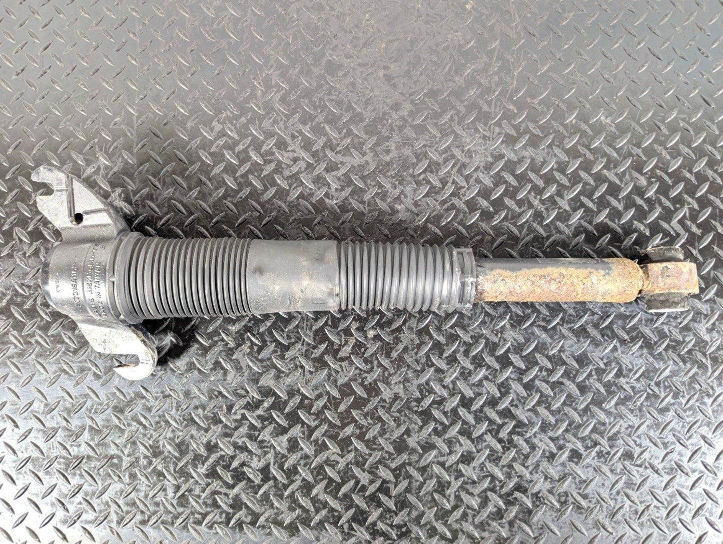 14-19 LAND ROVER L550 DISCOVERY SPORT OEM REAR RIGHT SHOCK ABSORBER FK7218A116