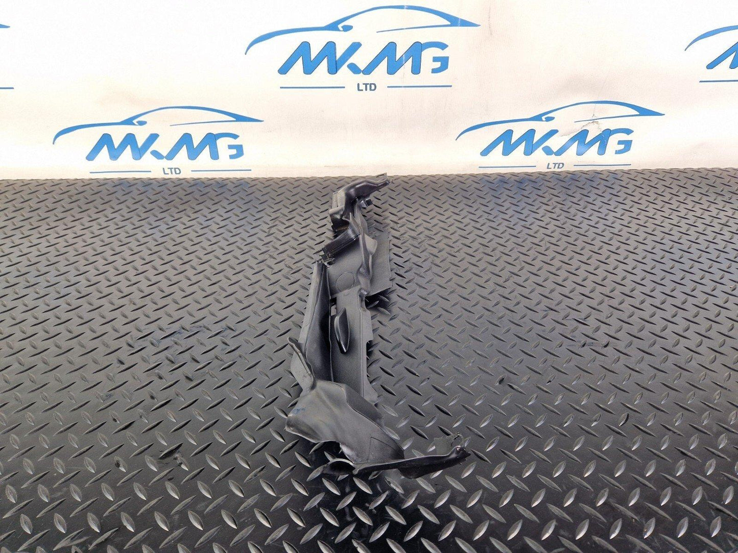 16-24 AUDI A5 F5 CONVERTIBLE GENUINE FRONT RIGHT WING FENDER COVER 8W7821170