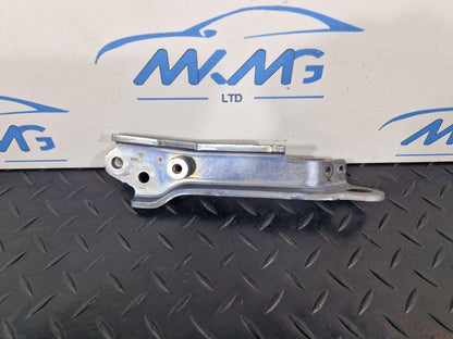 19-ON MERCEDES BENZ B CLASS W247 OM654 ENGINE LIFTING LUG A6542240100