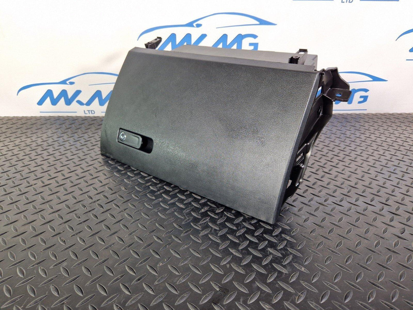 18-ON MERCEDES BENZ A CLASS W177 OEM GLOVE BOX COMPARTMENT A1776801005