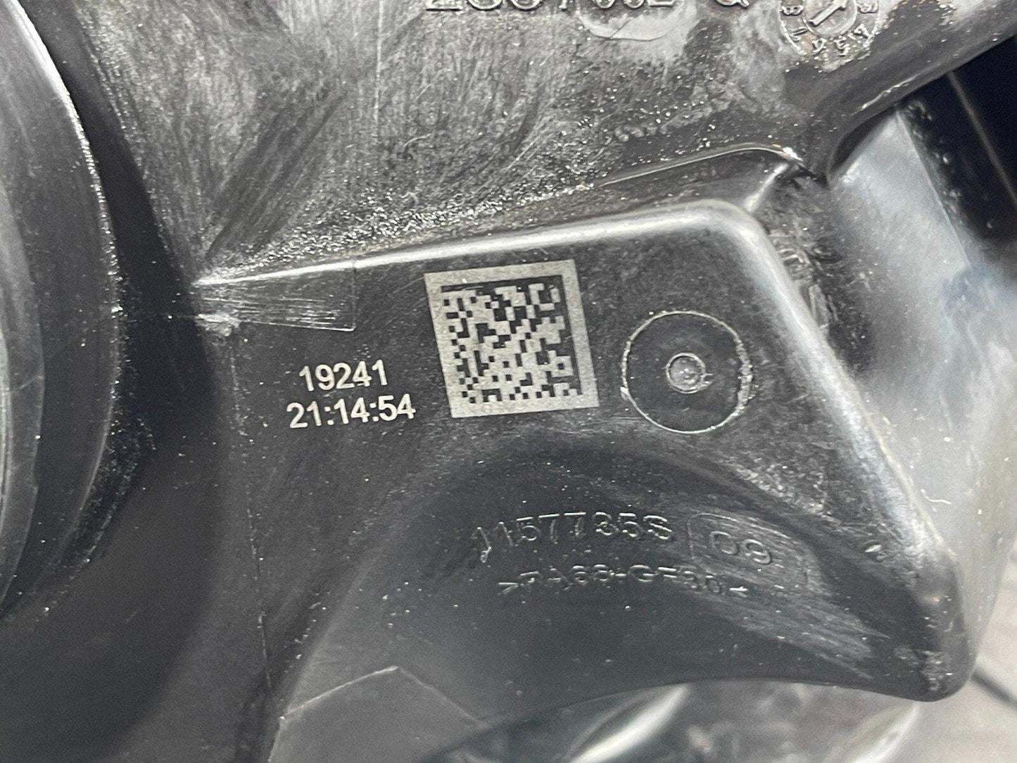 18-ON MERCEDES BENZ A CLASS W177 DIESEL REBREATHER AIR INTAKE DUCT A6540901301