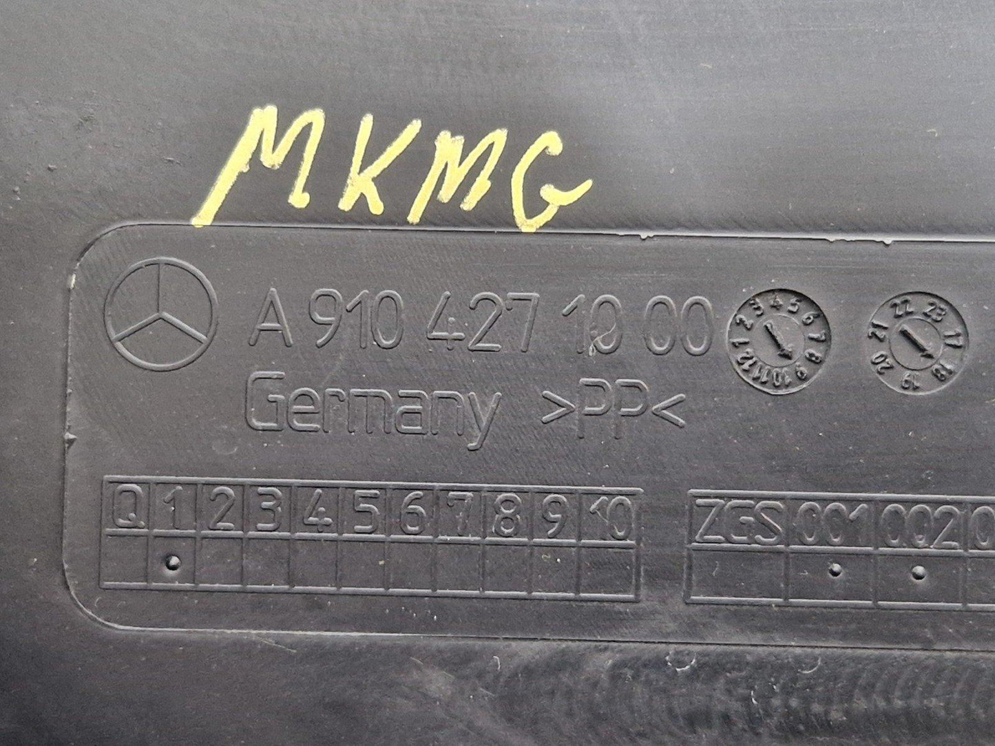 18-ON MERCEDES BENZ SPRINTER W907 W910 OEM HAND BRAKE LEVER TRIM A9104271000