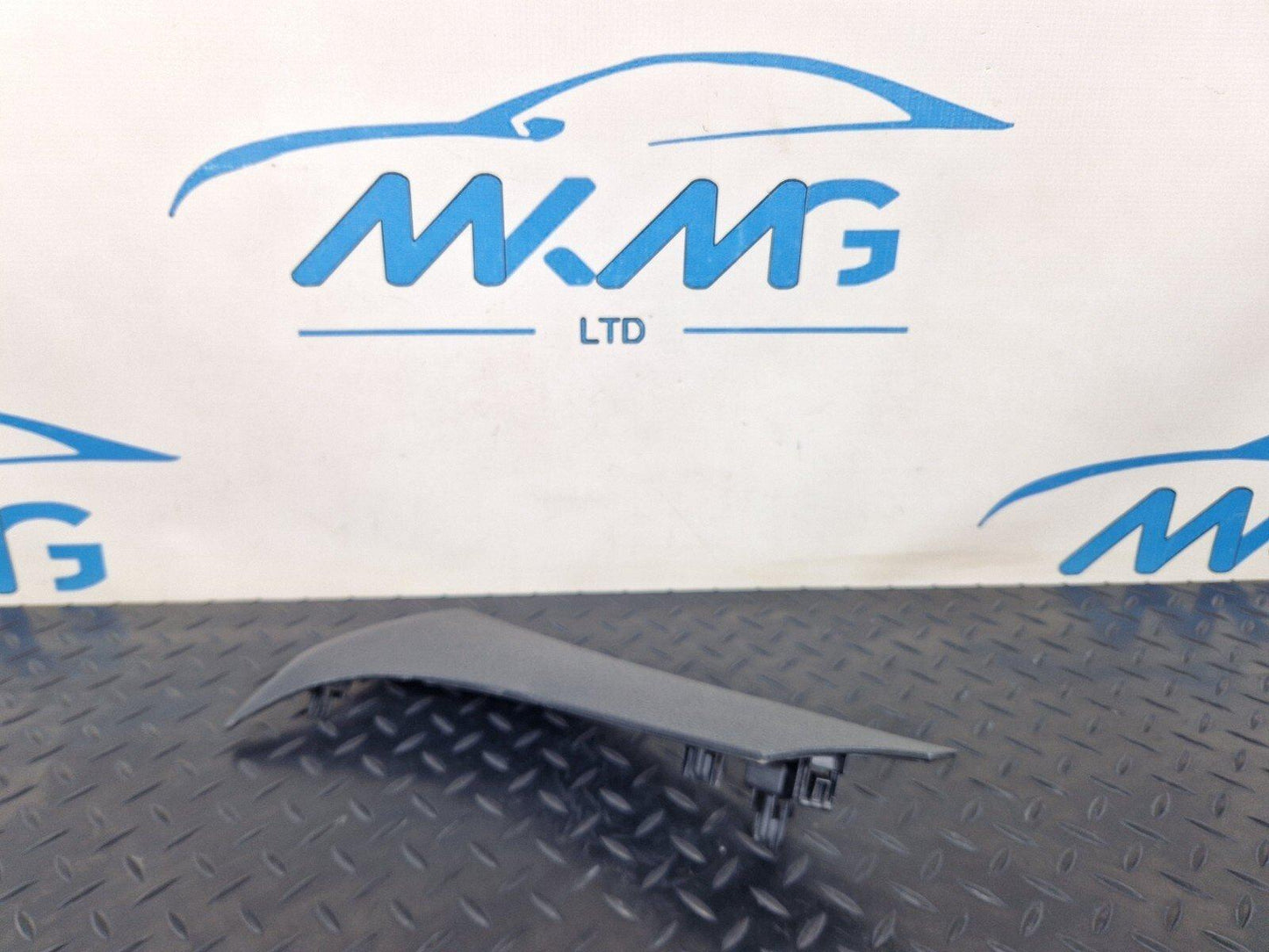 18-ON MERCEDES BENZ SPRINTER W907 DASHBOARD COVER LEFT LOWER TRIM A9106803000