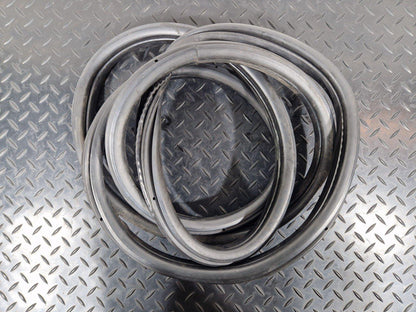 14-21 BMW 2 SERIES ACTIVE TOURER F45 REAR DOOR SEAL FITS BOTH SIDES 7298894