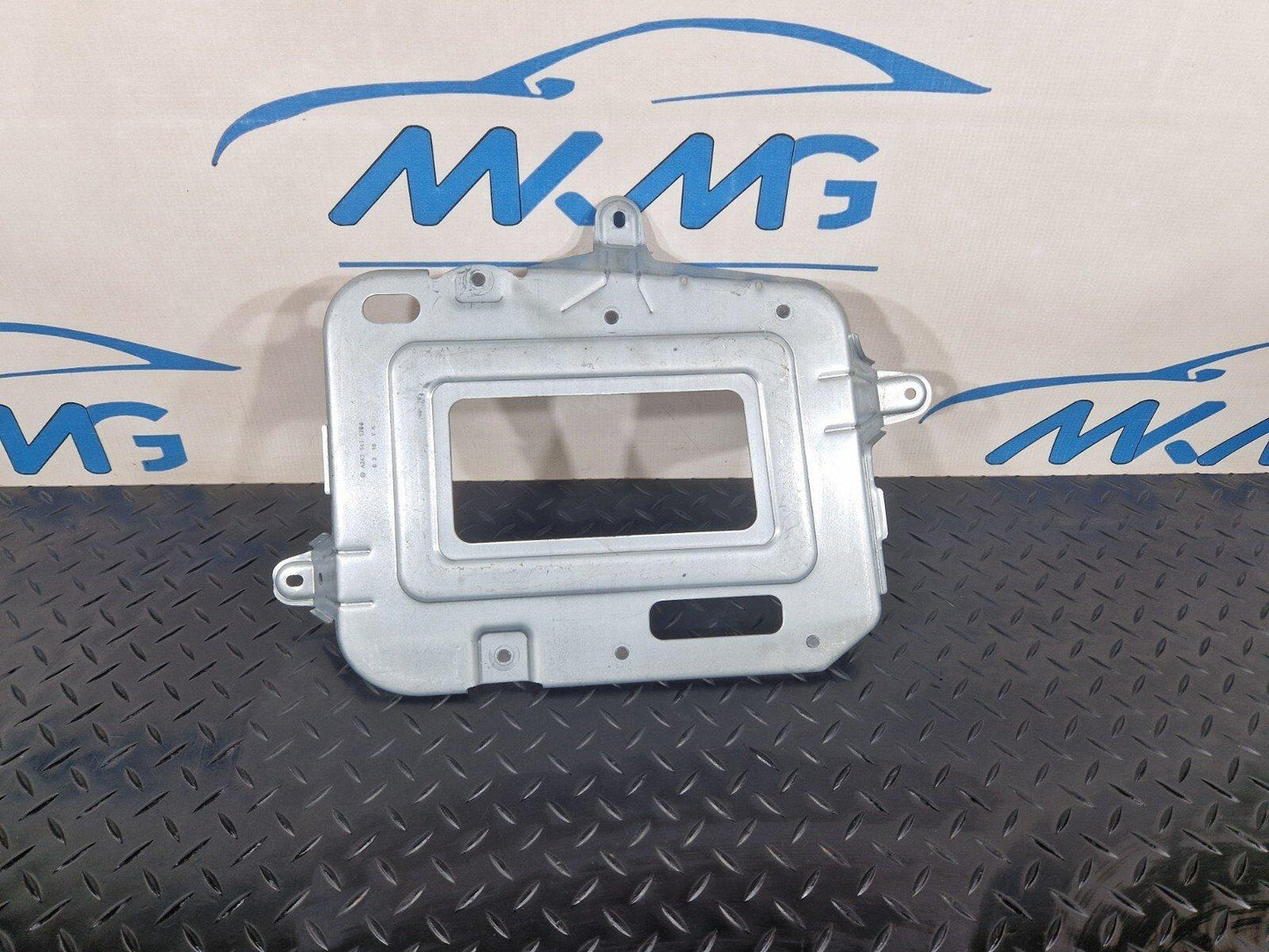 19-ON MERCEDES B CLASS W247 CONTROL MODULE UNIT BRACKET HOLDER A2475455700