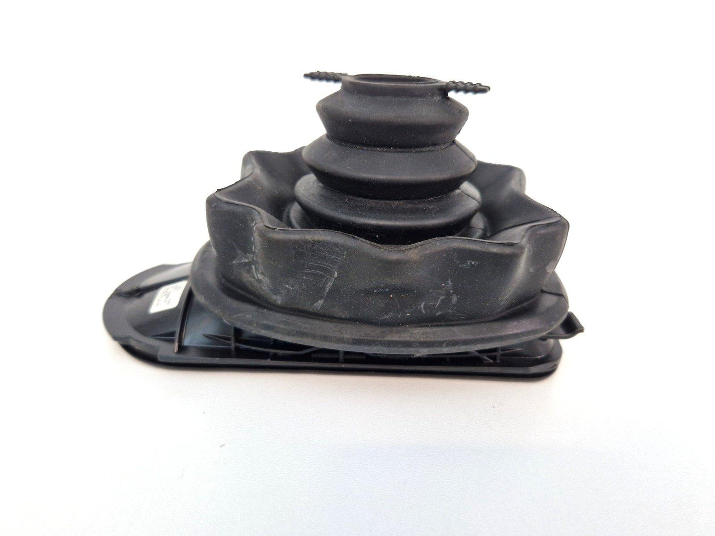 AUDI A4 8W B9 16-ON GEARSTICK RUBBER SEAL TRIM 8W0711406