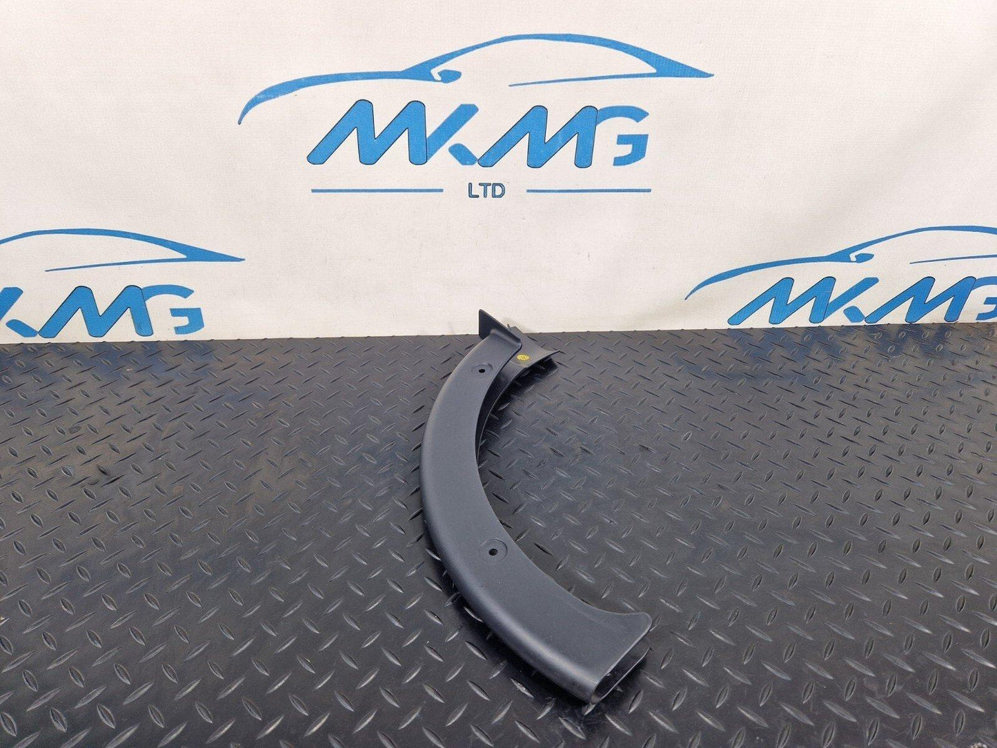 16-19 AUDI A4 B9 S-LINE GENUINE REAR LEFT BOOT LID HINGE COVER 8W5971821