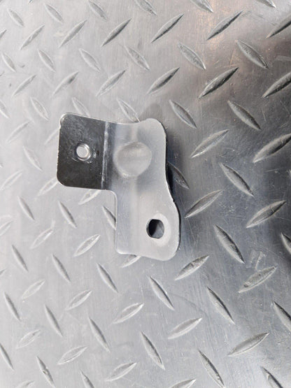 18-ON MERCEDES SPRINTER W907 W910 FRONT LEFT WING HOLDER BRACKET A9108811300