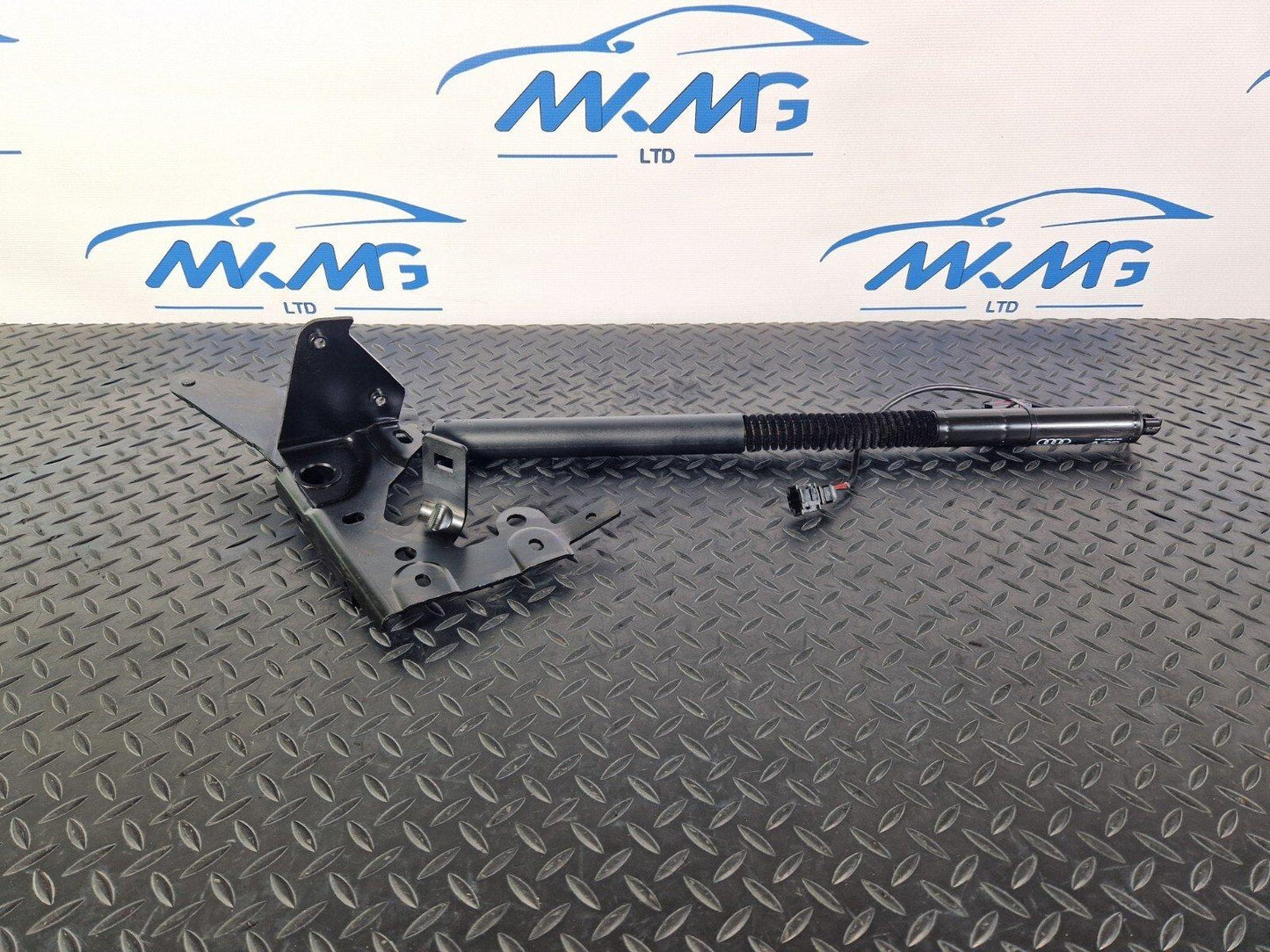 15-18 AUDI A7 4G OEM REAR RIGHT SIDE O/S ELECTRIC BOOT TAILGATE STRUT 4G8827852F