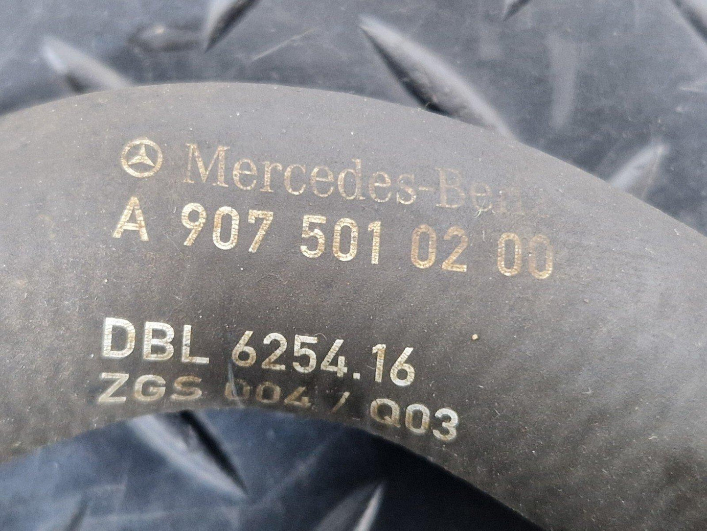 MERCEDES SPRINTER W907 W910 WATER HOSE ENGINE COOLING COOLANT PIPE A9075010200