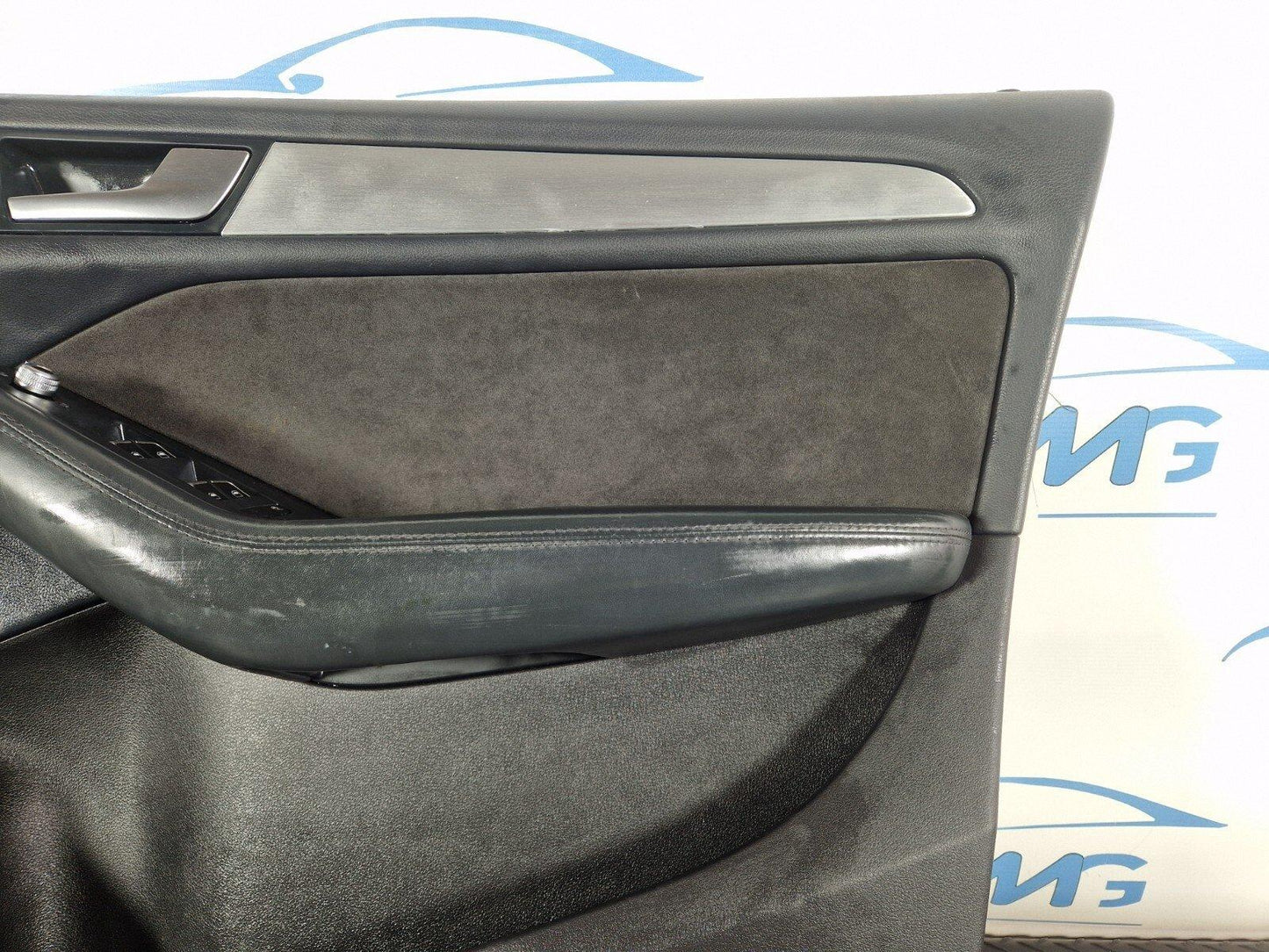 12-17 AUDI Q5 8R OEM FRONT RIGHT O/S DOOR CARD PANEL ALCANTARA TRIM 4G2867104B