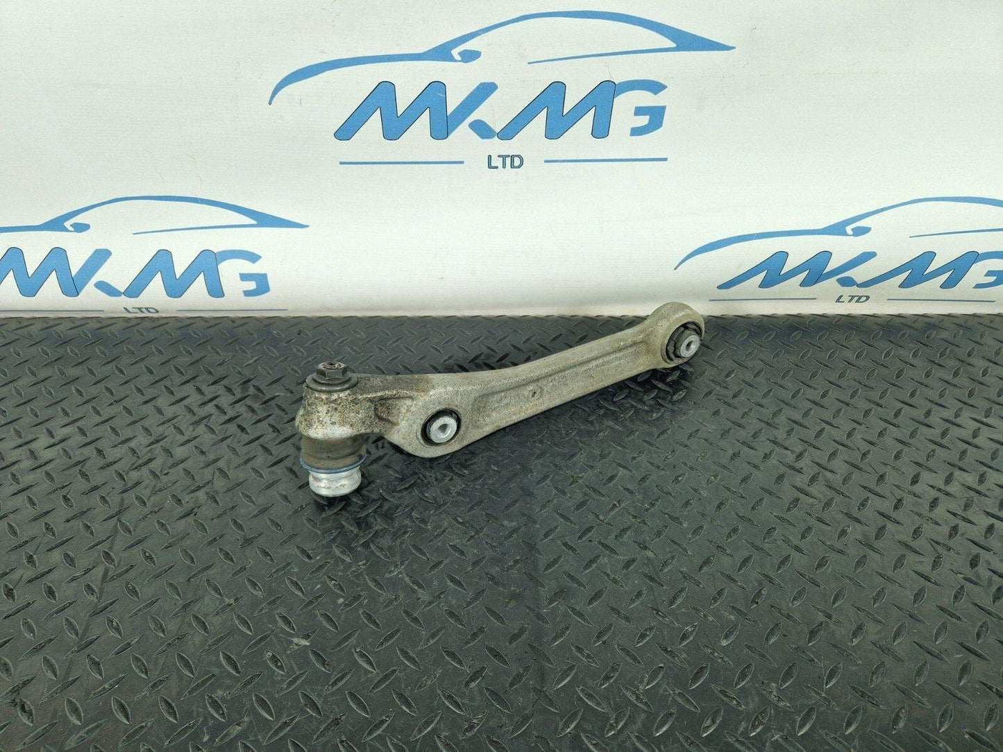 16-19 AUDI A4 B9 GENUINE OEM FRONT LEFT DRIVER O/S CONTROL ARM 8W0407155A