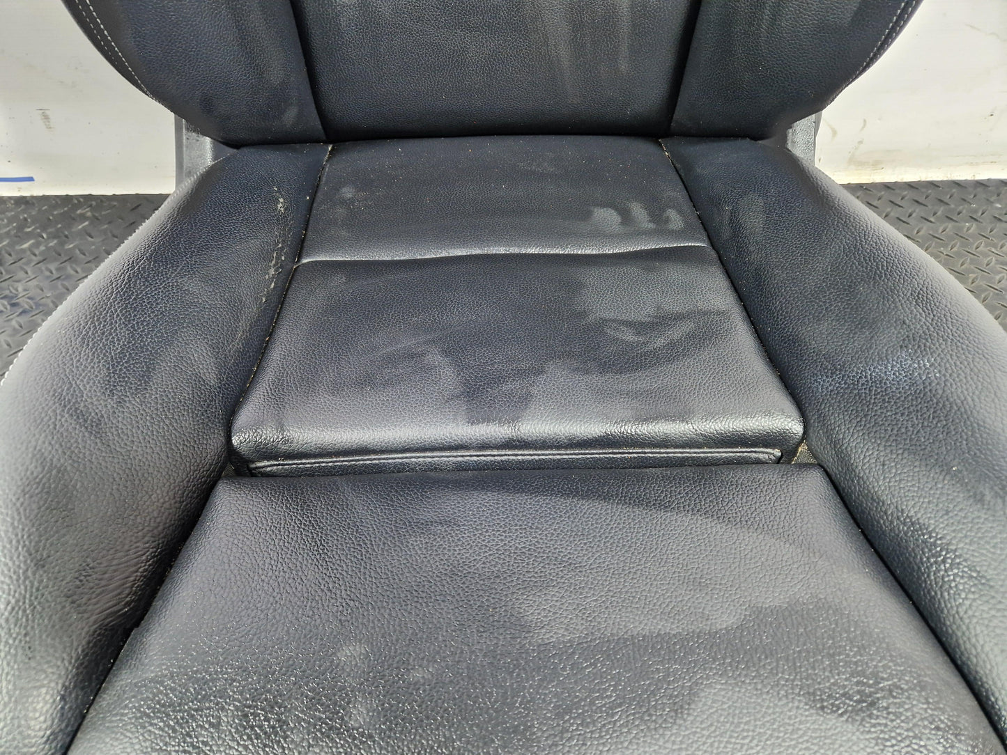 MERCEDES B CLASS W246 FRONT RIGHT O/S DRIVER SIDE BLACK LEATHER SEAT