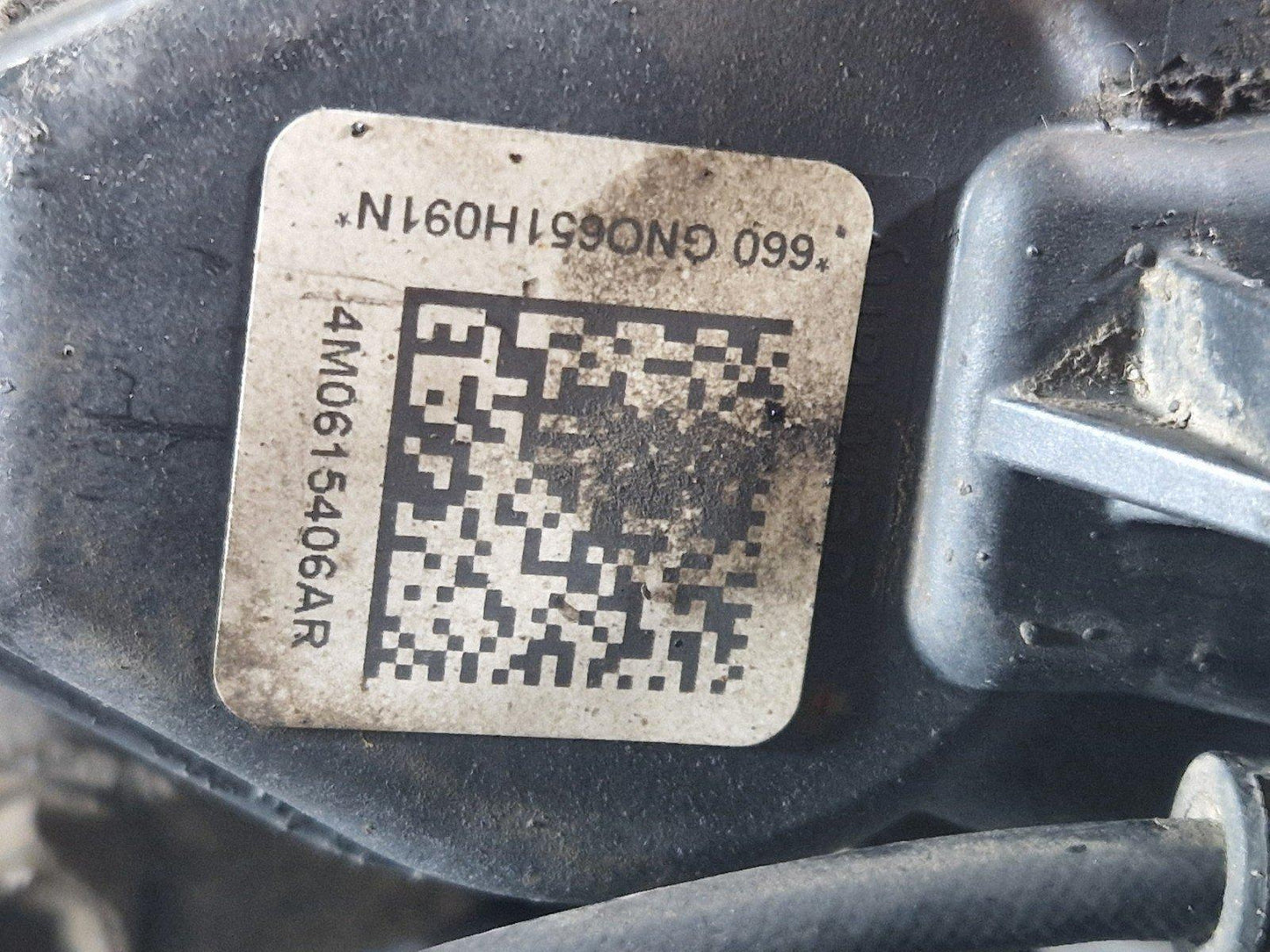 16-20 AUDI Q7 4M GENUINE REAR RIGHT O/S SIDE ELECTRIC BRAKE CALIPER 4M0615406AR