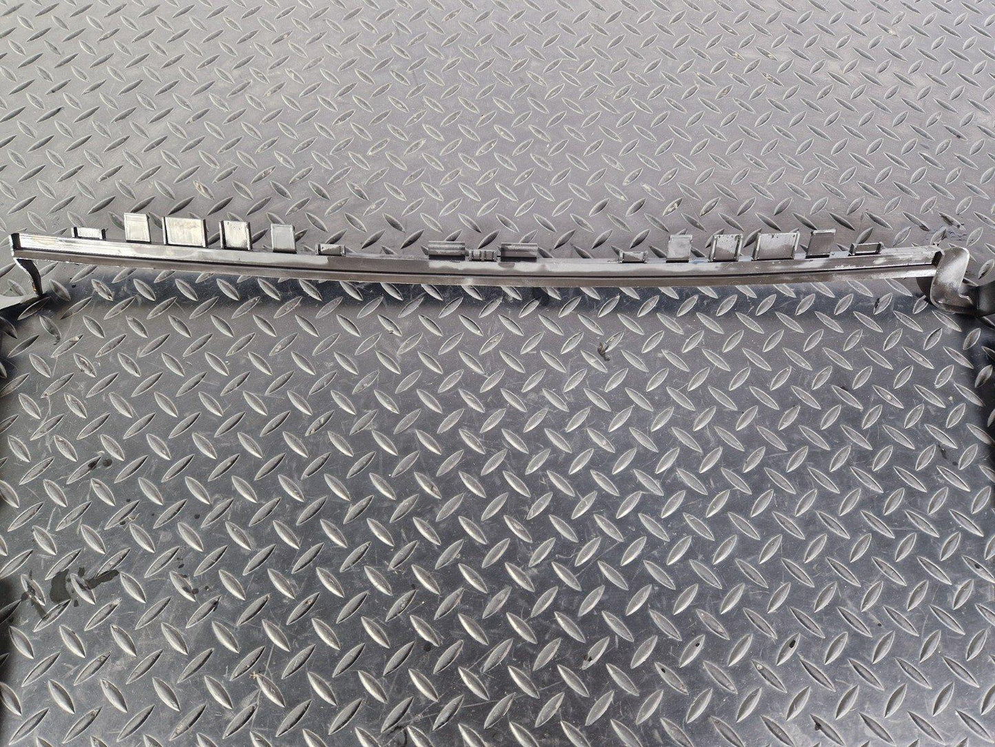 14-21 MERCEDES BENZ C220d W205  RADIATOR AIR GUIDE DUCT A2055050130