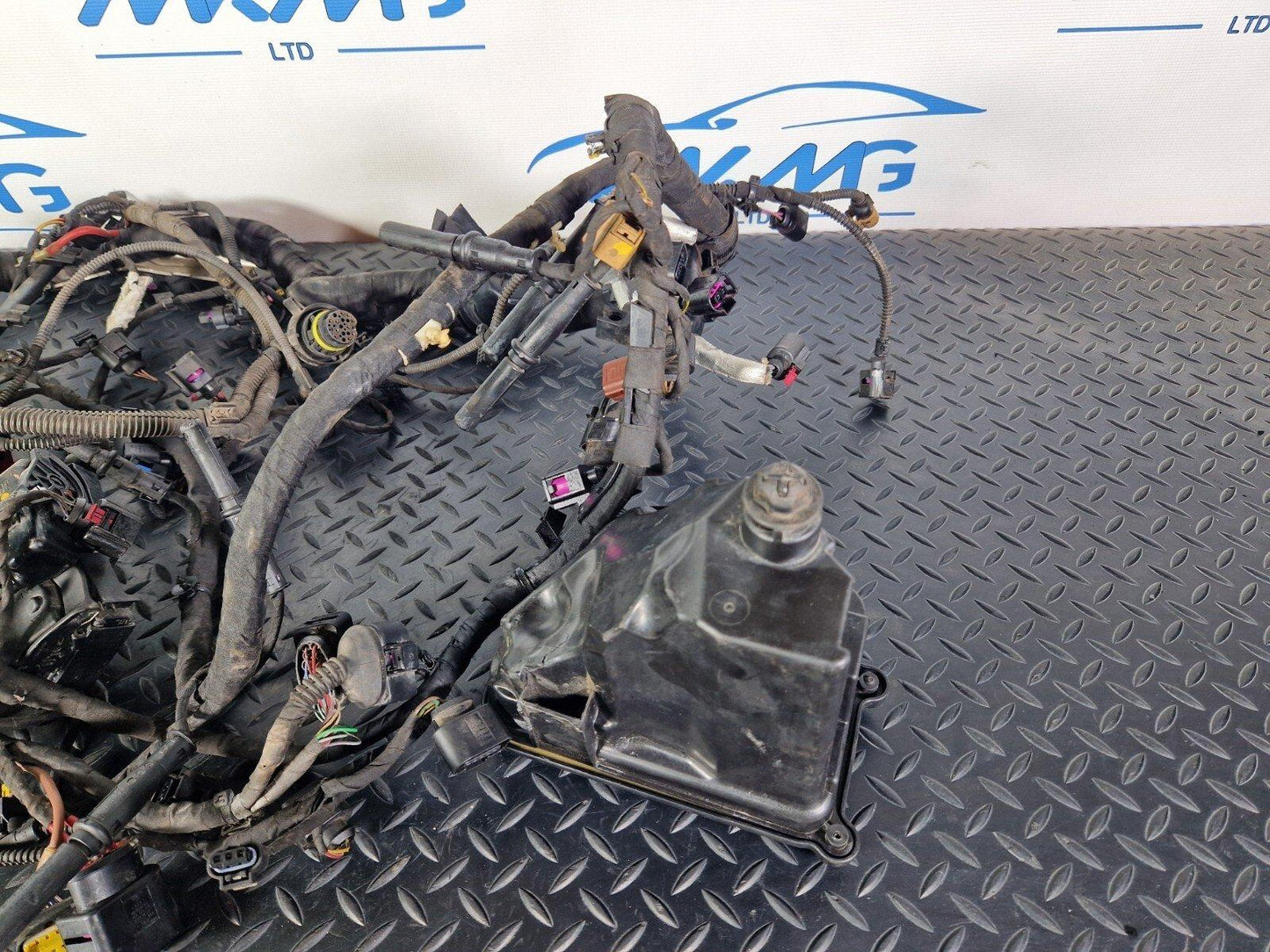 15-18 AUDI A7 4G GENUINE OEM ENGINE WIRING LOOM HARNESS 4G2971845C