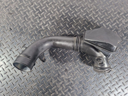 19-ON MERCEDES BENZ A CLASS EQ W177 AIR FILTER TUBE HOSE PIPE A2820905900