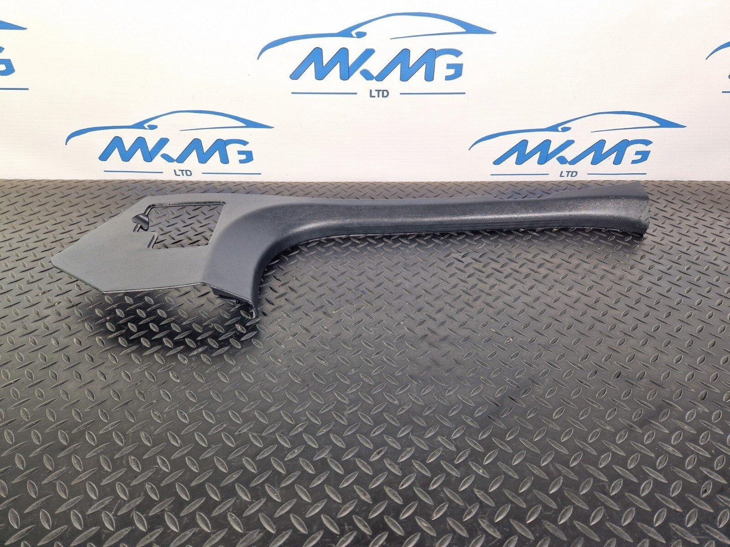14-21 MERCEDES-BENZ C250D W205 LEFT SIDE INNER SILL TRIM COVER A2056860536