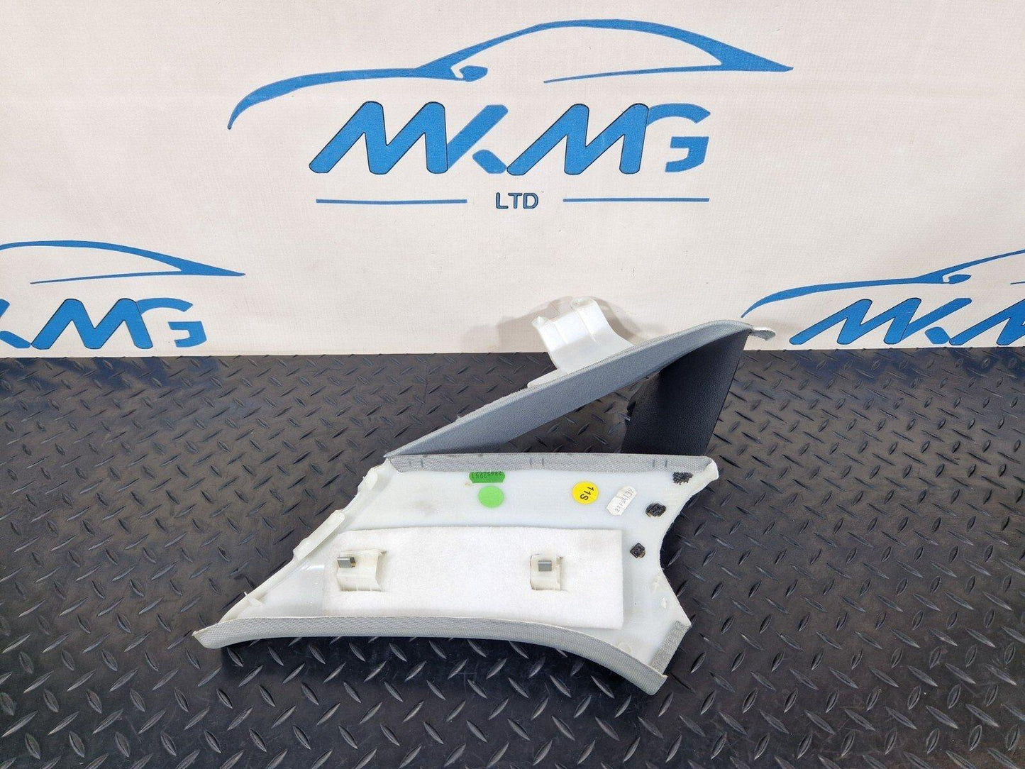 16-19 AUDI A4 B9 REAR LEFT PASSENGER SIDE C-PILLAR 8W5867287