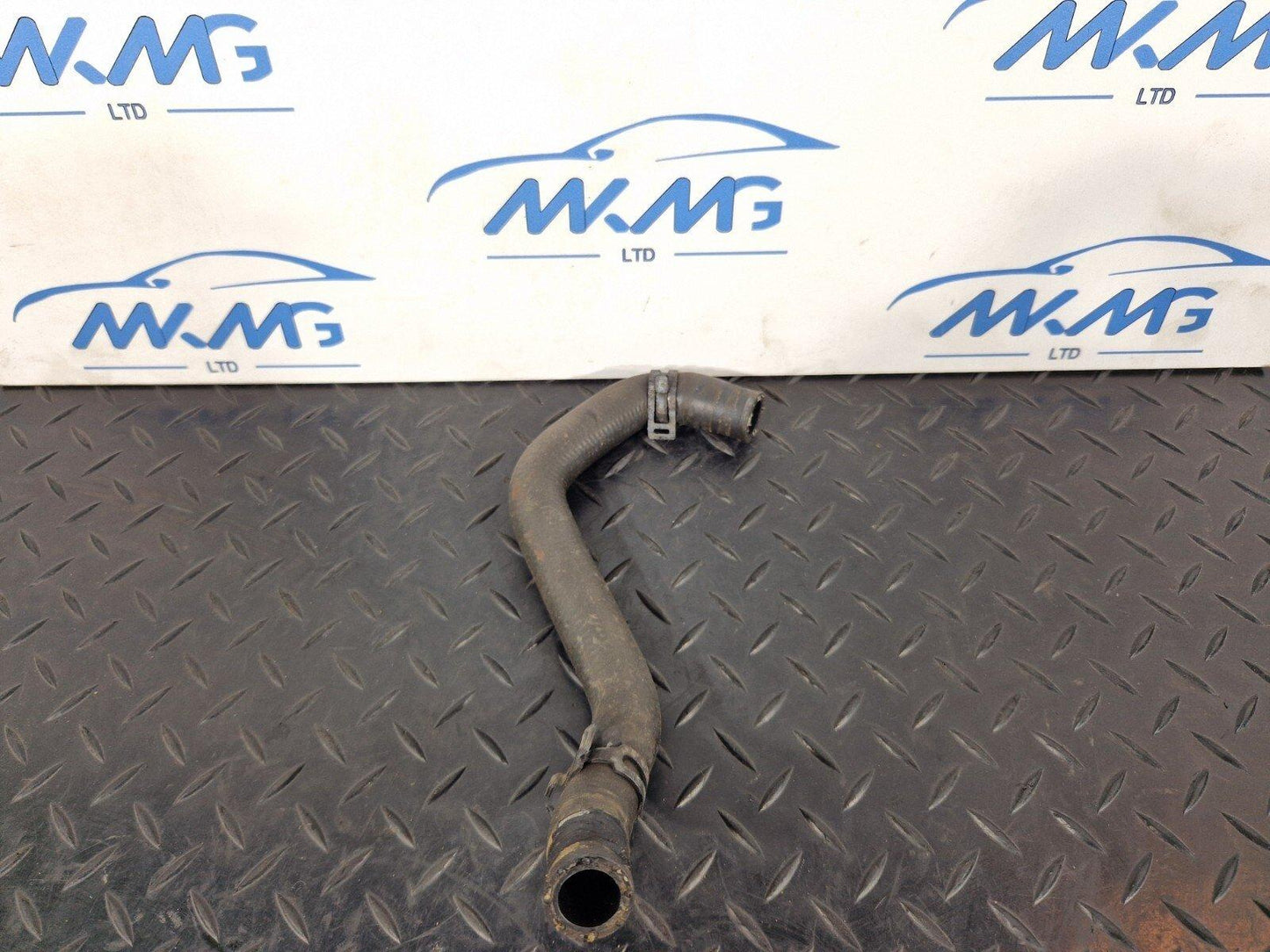 16-19 AUDI A4 B9 GENUINE WATER COOLING PIPE 8W0121448H