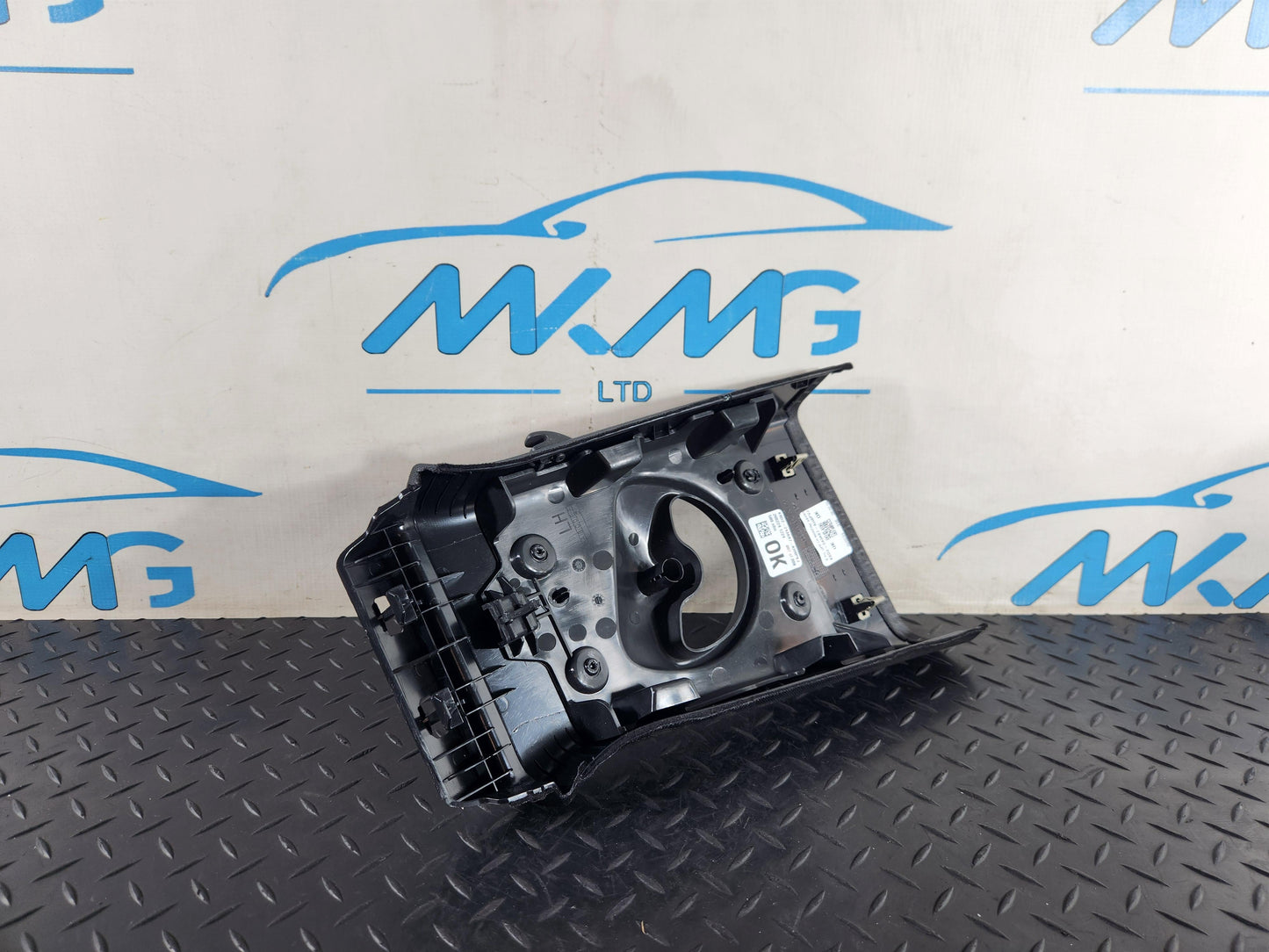 Range Rover Evoque L551 Left Side Front B-Pillar Upper Trim K8D2-243A87-AH8PVJ