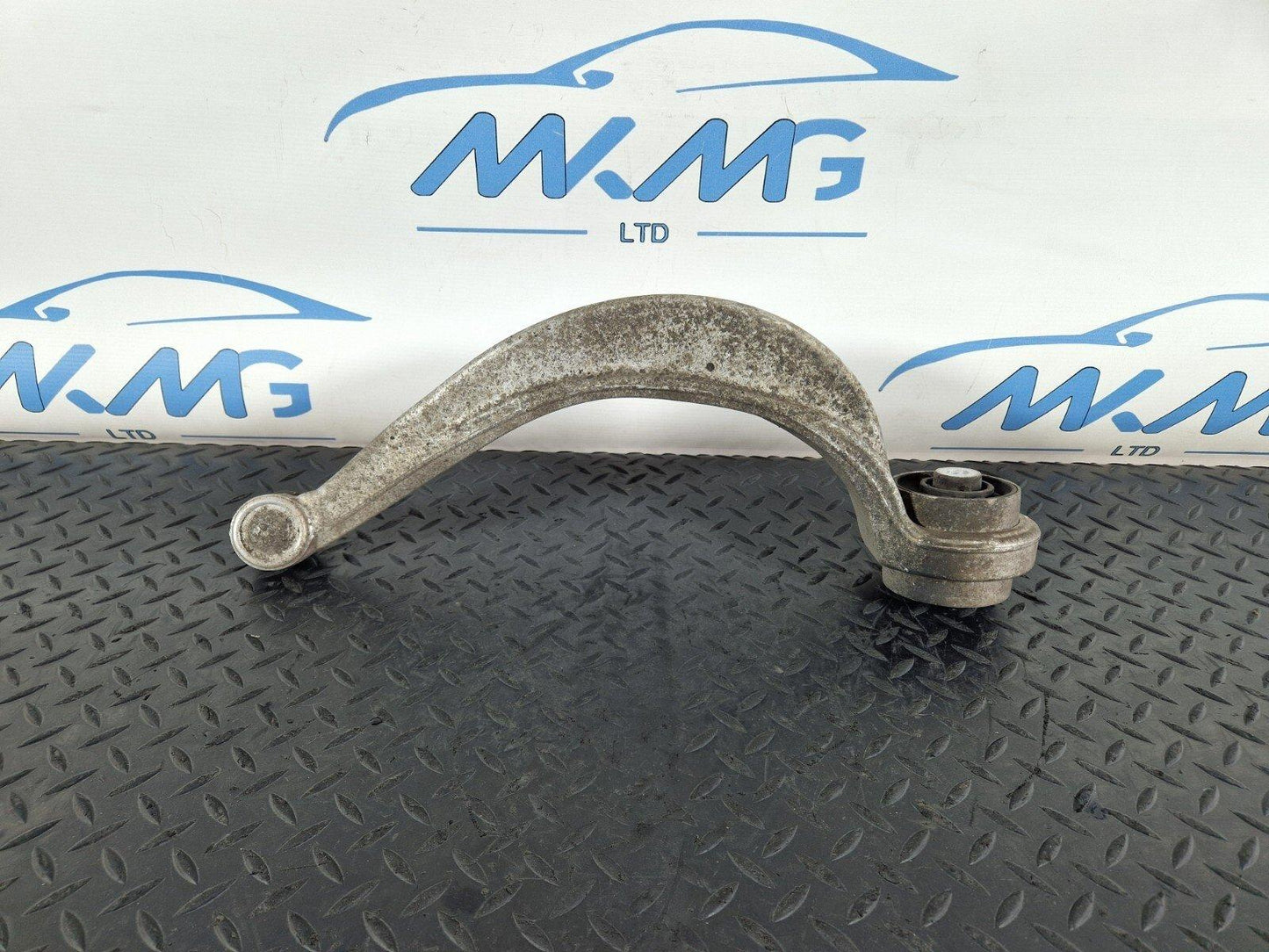 10-17 AUDI A8 4H FRONT LEFT N/S CONTROL ARM 4H0407693