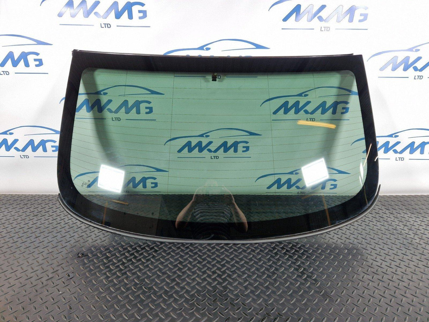 11-18 BMW 6 SERIES F06 GENUINE REAR CENTRE WINDOW GLASS WINDSCREEN 43R-001090