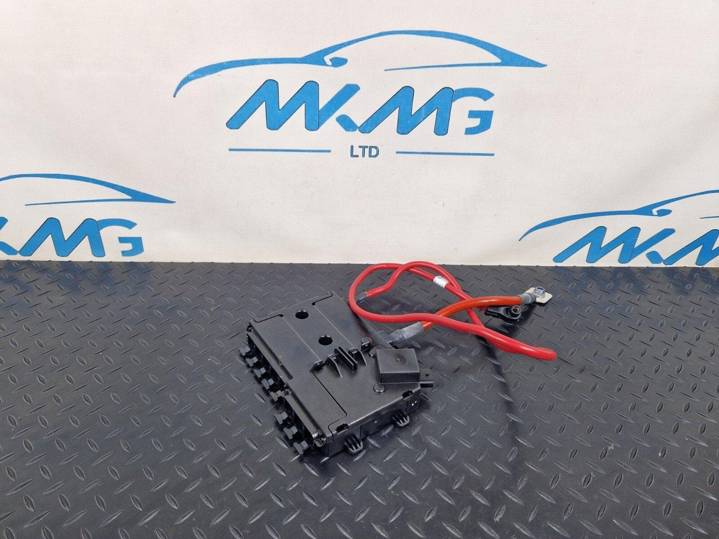 14-21 MERCEDES BENZ C200d W205 FUSE BOX RELAY MODULE POWER JUNCTION A2055402850