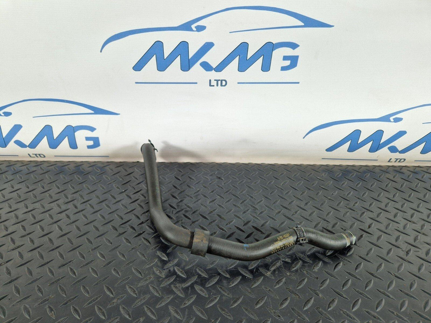 16-19 AUDI A4 AVANT B9 S-LINE OEM ENGINE COOLANT HOSE 8W2122096