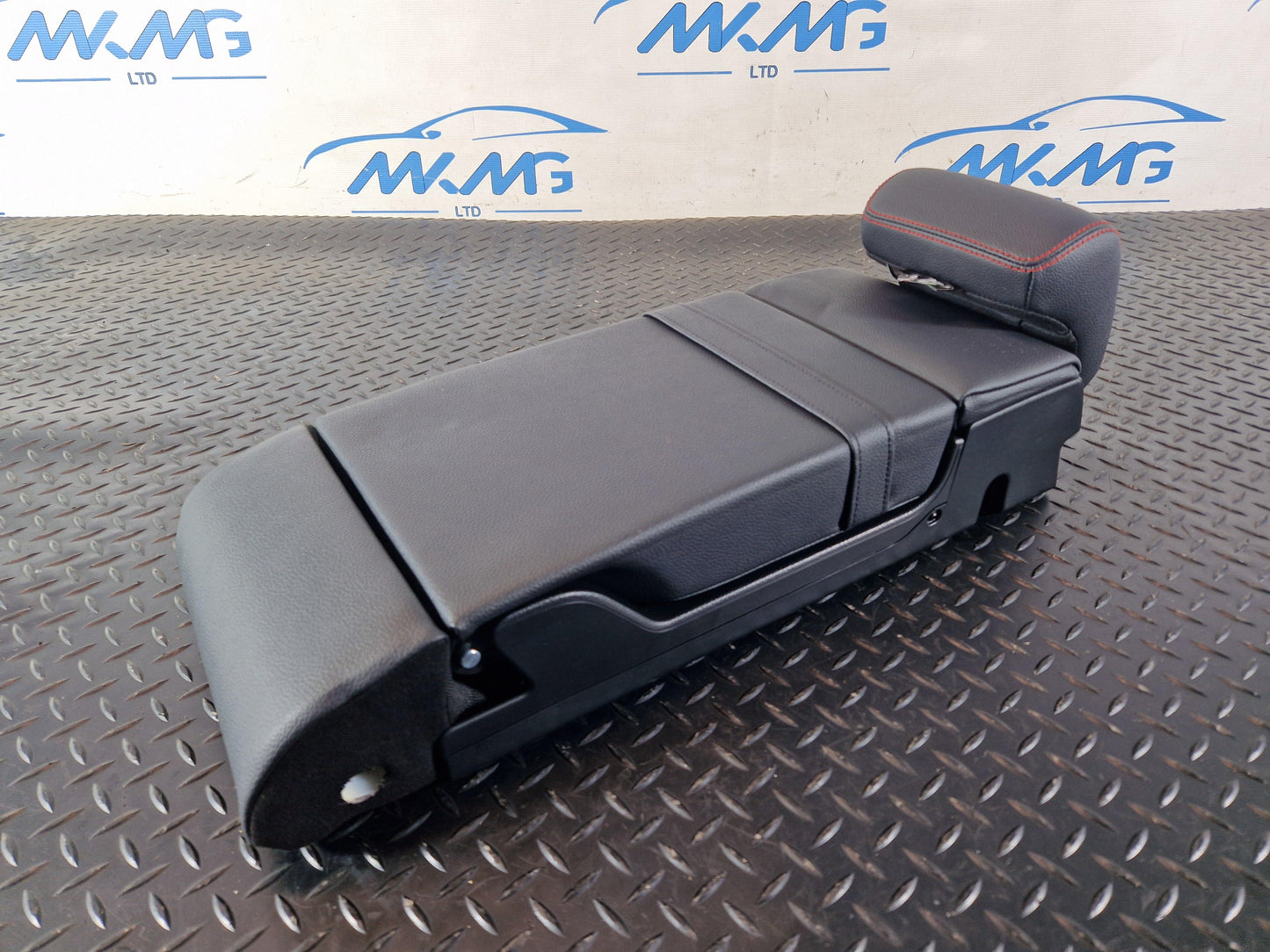 2019 - Mercedes-Benz B200d B-Class W247 SUV Centre Rear Armrest Seat