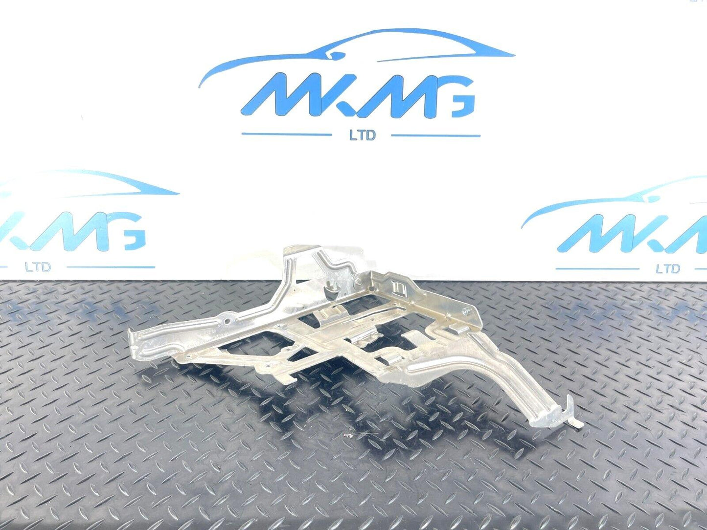 14-21 MERCEDES BENZ C350E W205 TRUNK MOUNT HOLDER BRACKET SUPPORT A2055452300
