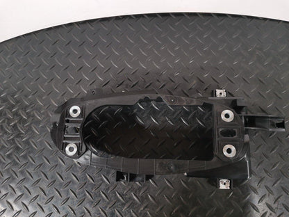16-19 AUDI A4 B9 SALOON GENUINE MANUAL GEARSTICK MOUNTING BRACKET 8W0863531
