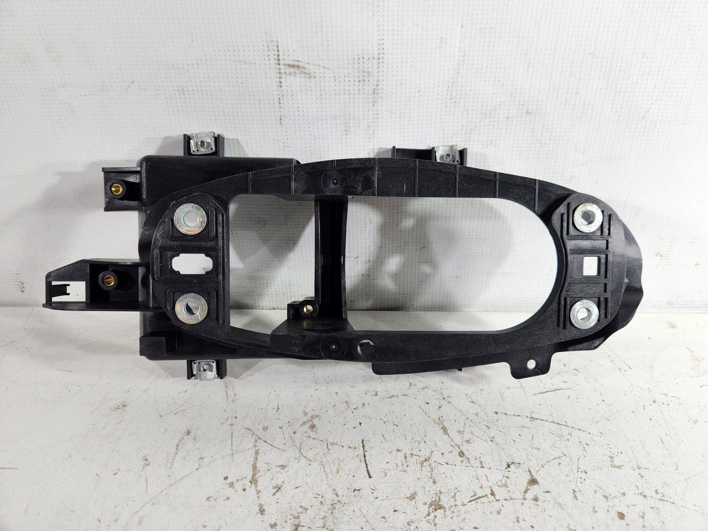 Audi A4 B9 Genuine Gear Shifting Mechanism Mounting Frame 8W2863531