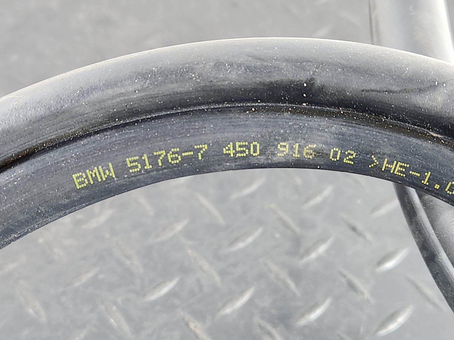 BMW 118i F40 Hatchback Genuine Engine Hood Rear Sealing Bonnet Rubber 7450916