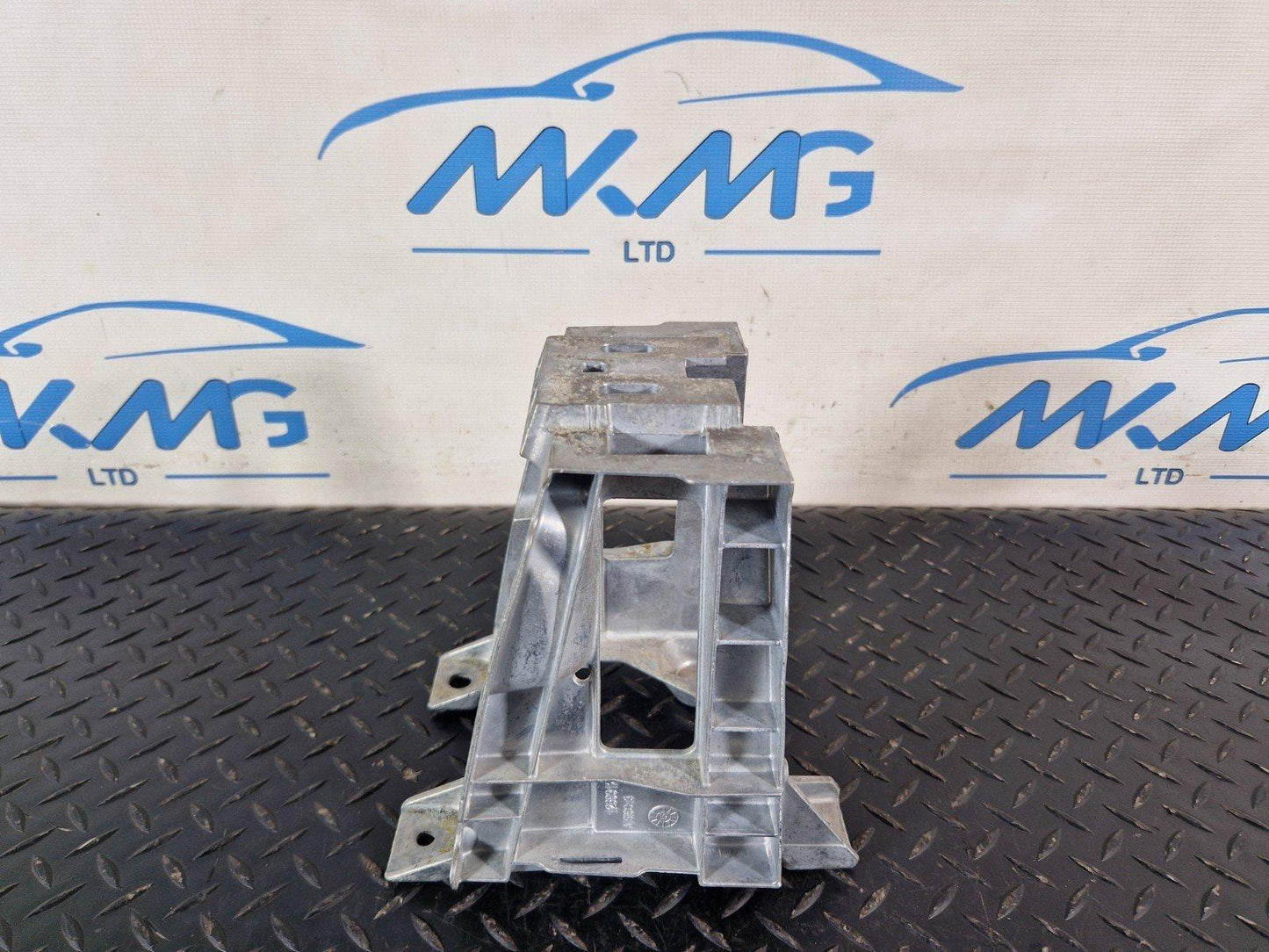 BMW 2 SERIES TOURER F45 2015 CENTRE CONSOLE BRACKET MOUNT 1269312