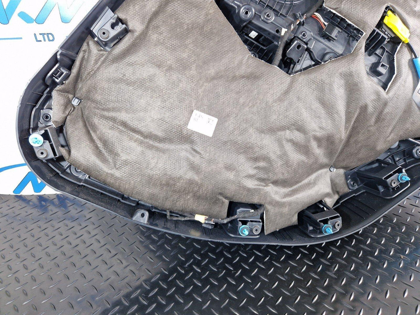 14-21 BMW 2 SERIES ACTIVE TOURER F45 GENUINE REAR LEFT NSR DOOR CARD PANEL