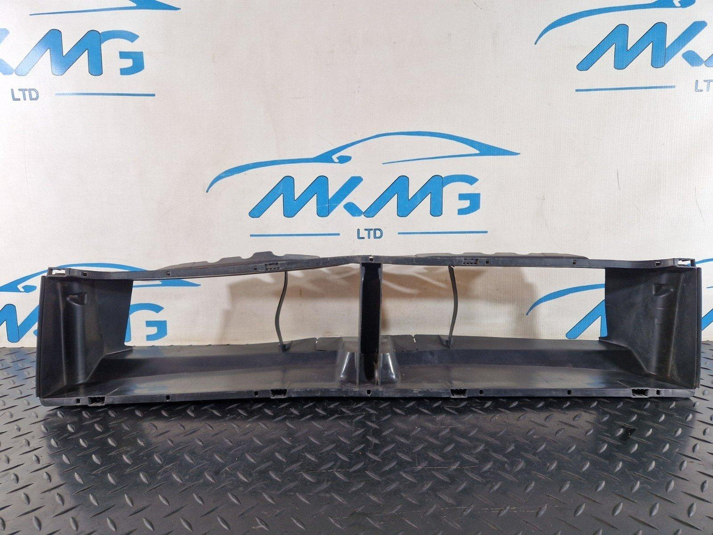 BMW 6 SERIES F06 F12 F13 SLAM PANEL LOWER AIR INTAKE RADIATOR DUCT FRAME 187798
