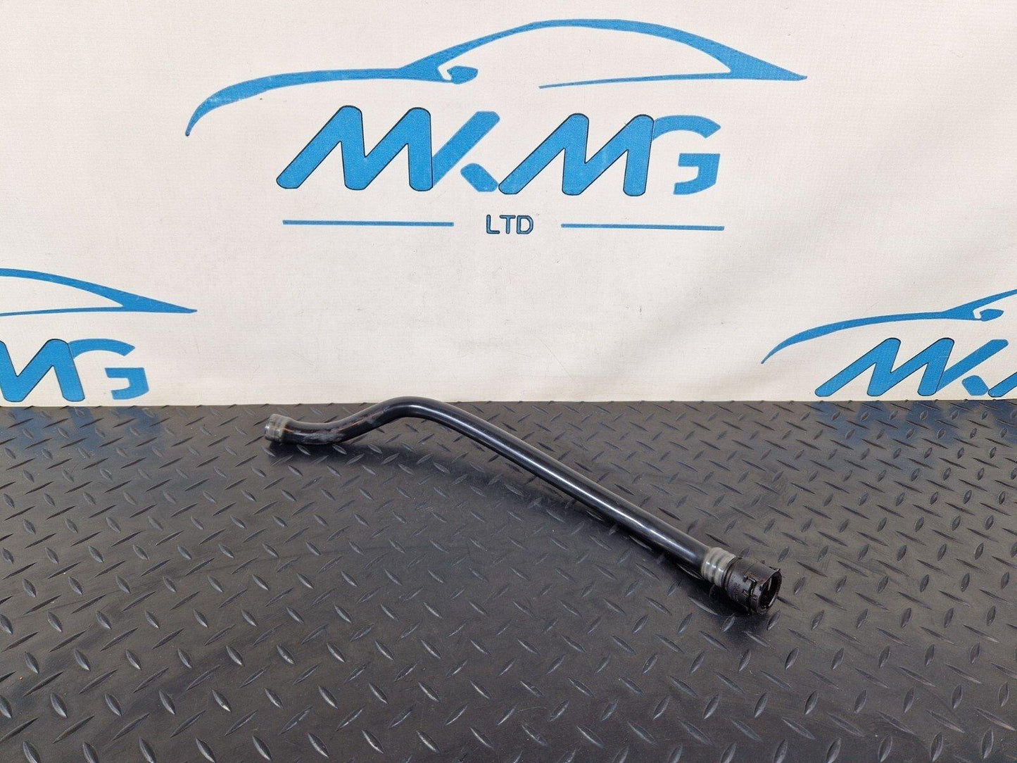 18-ON MERCEDES BENZ A CLASS W177 GENUINE LEAD WATER HOUSE A1775011301