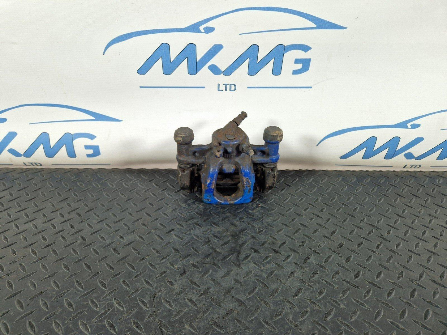 14-23 MERCEDES BENZ VITO W447 GENUINE REAR DRIVERS RIGHT BRAKE CALIPER