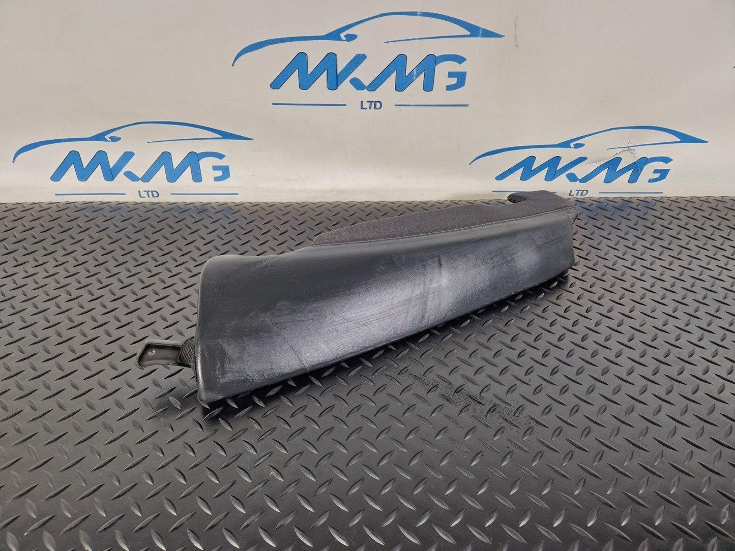 10-18 AUDI A7 4G S-LINE GENUINE REAR SEAT BOLSTER SIDE LEFT PASSENGER 4G085703A