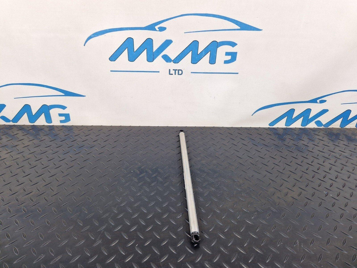 10-18 AUDI A7 4G S-LINE REAR BOOT TAILGATE GAS STRUT 4G8827858S