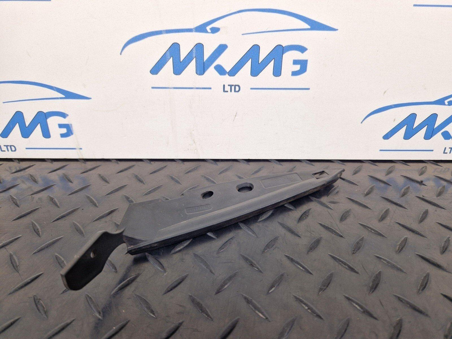 16-23 AUDI S5 COUPE FRONT LEFT N/S MUD DEFLECTOR COVER TRIM 1402000013