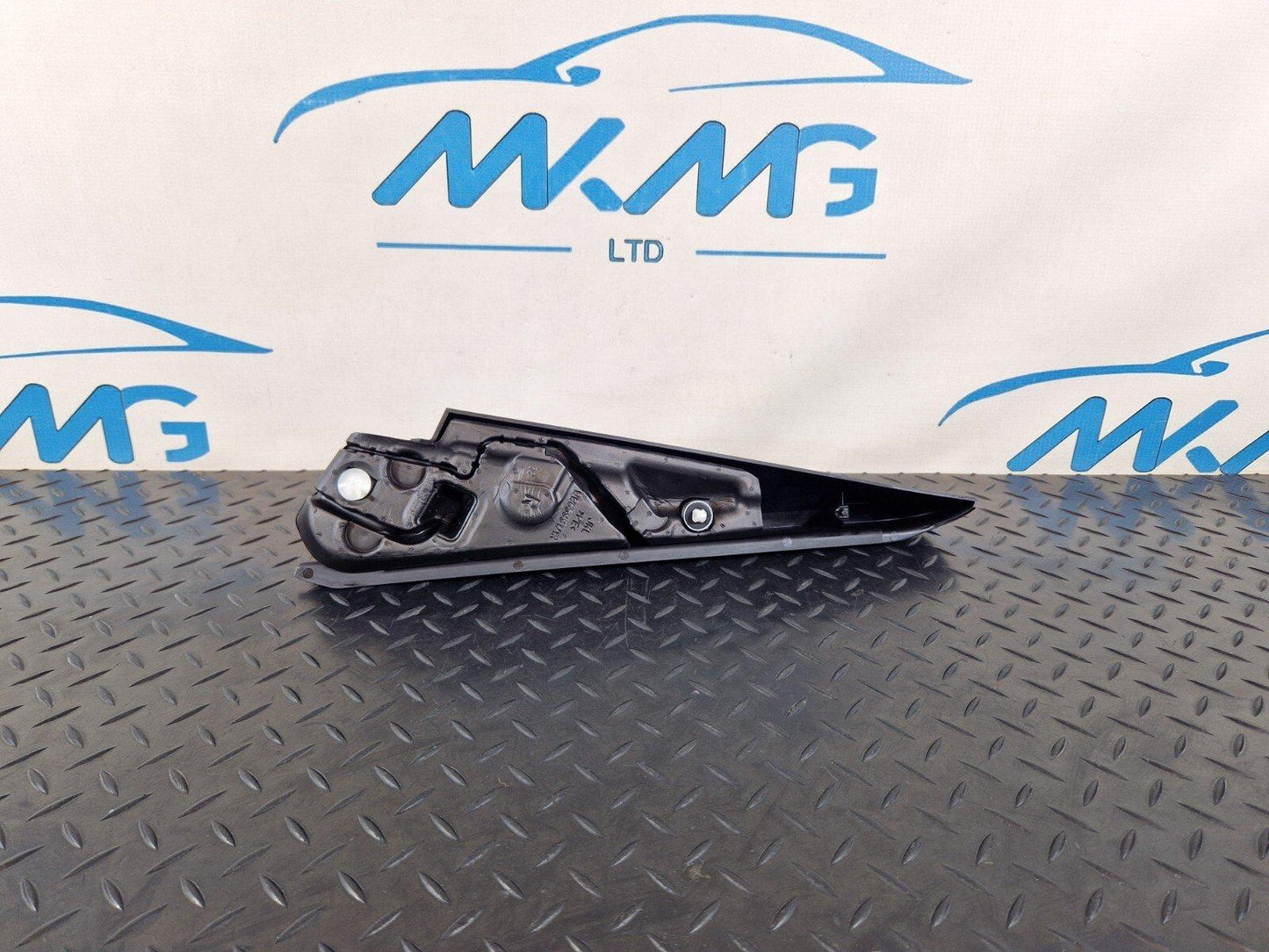 14-21 BMW 2 SERIES 218d GRAN TOURER F46 OEM FRONT DRIVER SIDE DOOR TRIM 7333896