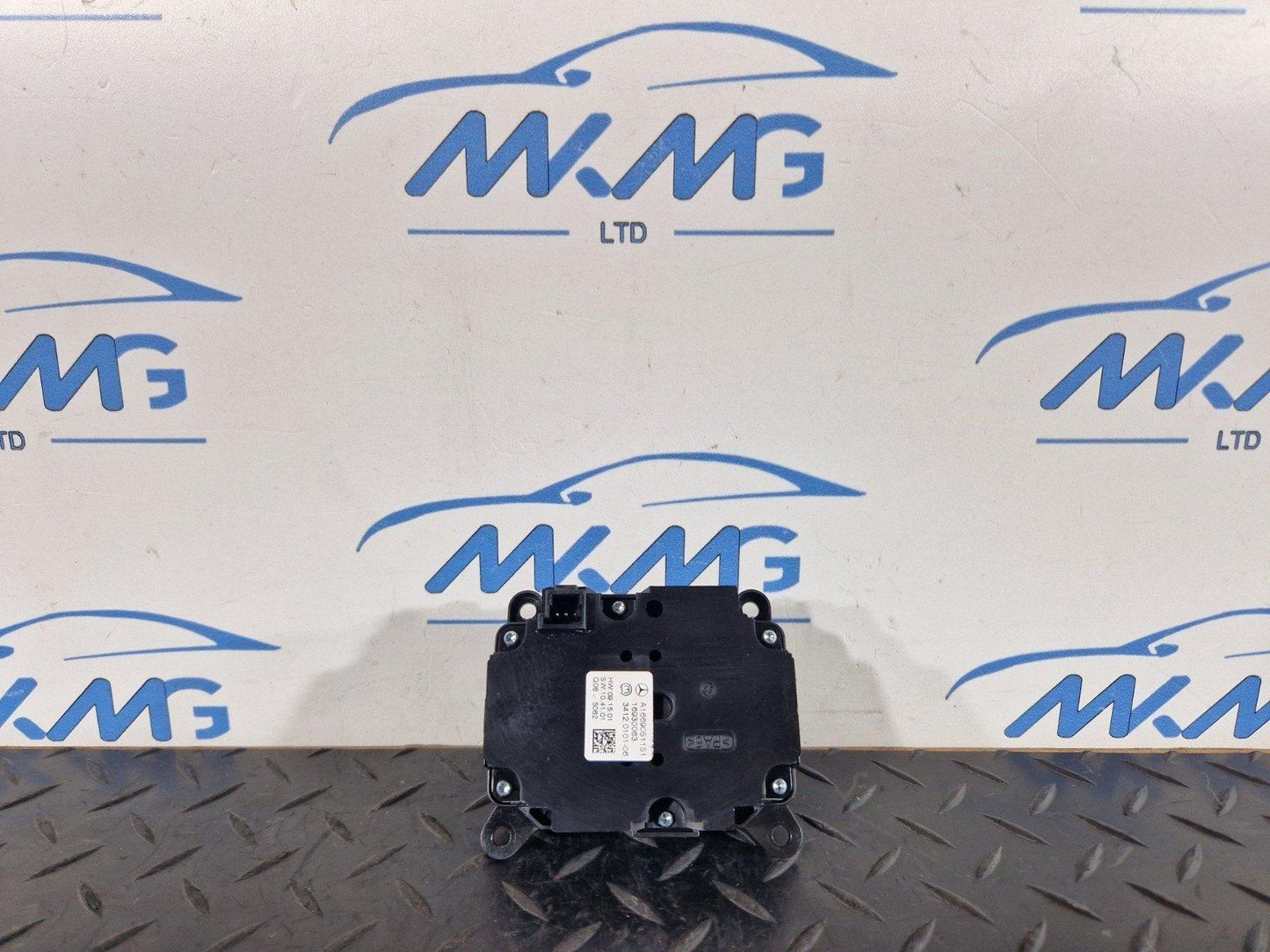 11-19 MERCEDES BENZ ML W166 SUSPENSION CONTROL PANEL SWITCH BUTTON A1669051151