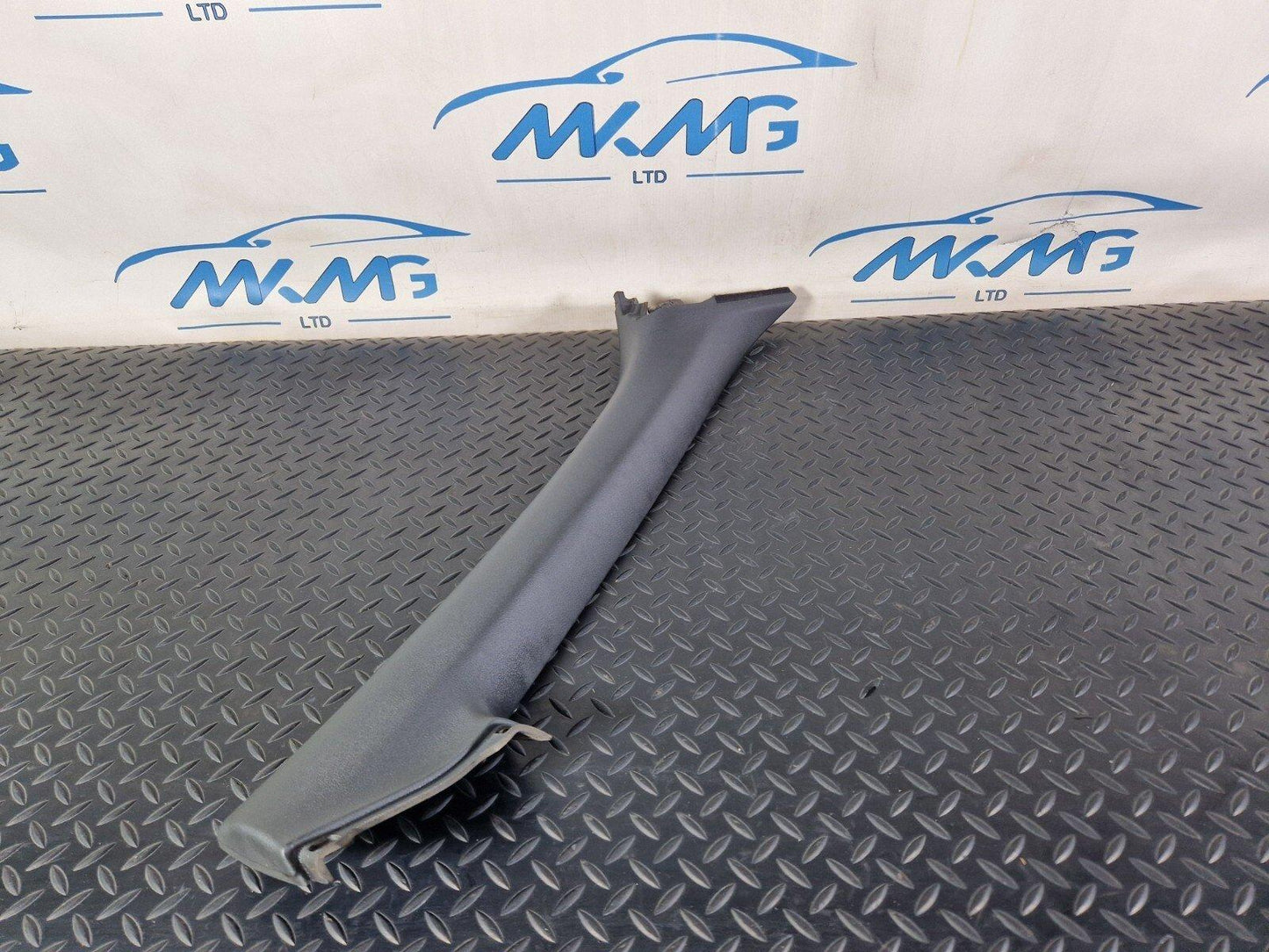 12-17 AUDI S5 CONVERTIBLE DRIVERS A PILLAR TRIM BLACK RIGHT 8F0867234B