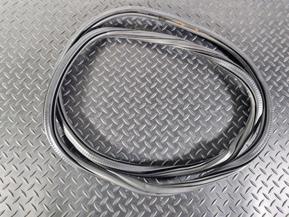 12-18 AUDI A6 C7 GENUINE AVANT REAR DOOR RUBBER SEAL FITS LEFT & RIGHT 4G9833721
