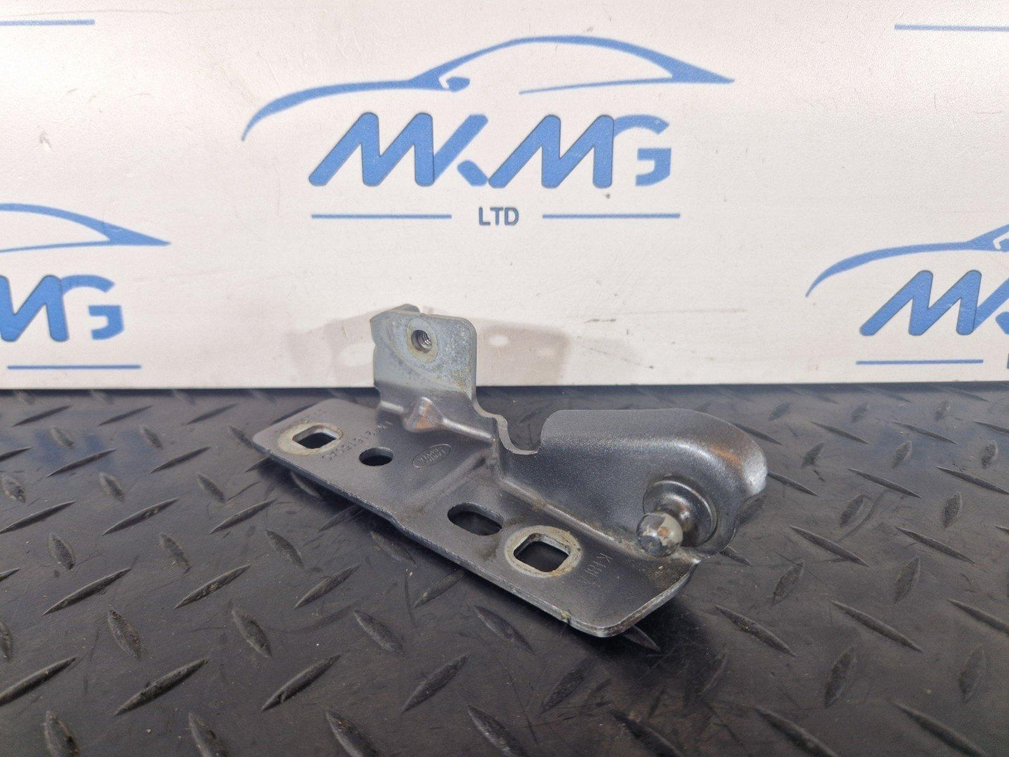 14-19 LAND ROVER L550 DISCOVERY FRONT RIGHT BONNET HINGE BRACKET FK7216150AC