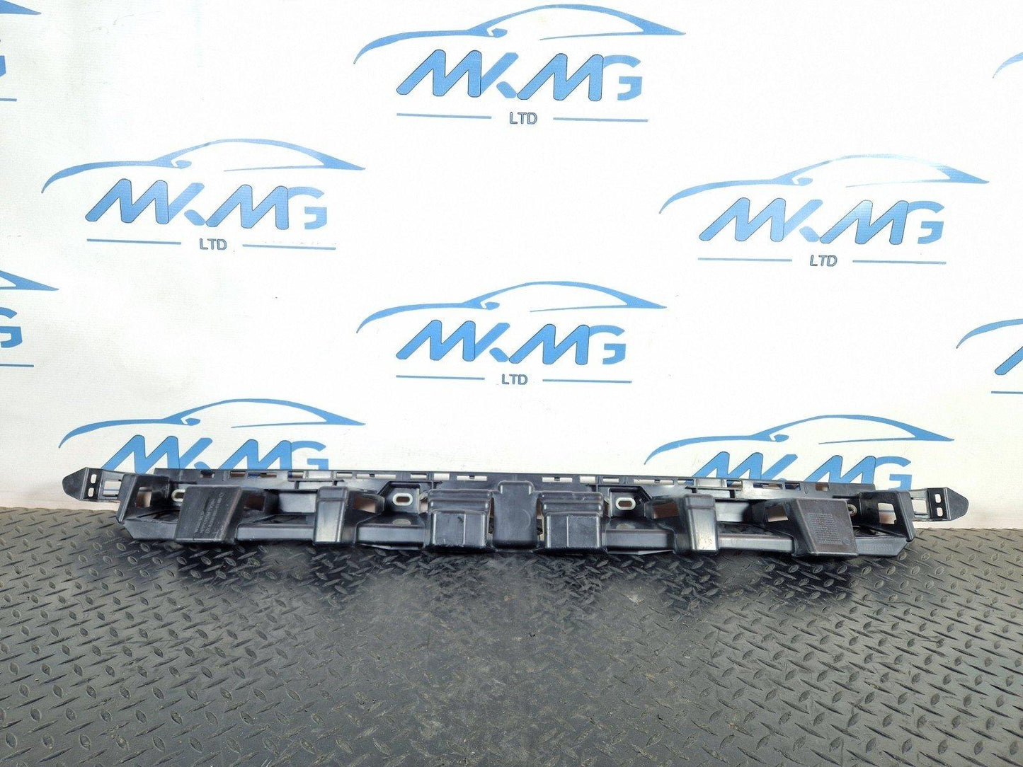 MERCEDES ML GLE W166 REAR CENTRE BUMPER MOUNT BRACKET HOLDER CARRIER A1668854165