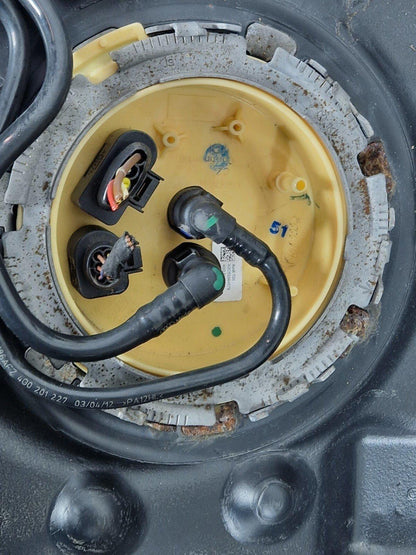 10-18 AUDI A7 4G S-LINE OEM FUEL TANK WITH PUMP 4G8201021 4G0919050