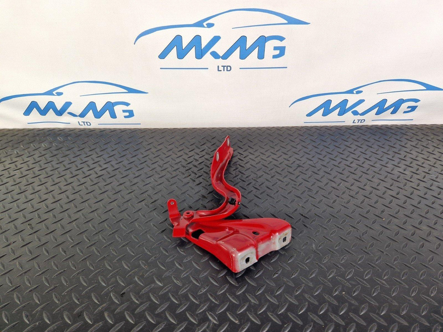 12-18 MERCEDES BENZ B-CLASS W246 GENUINE BONNET HINGE LEFT SIDE A2468800328